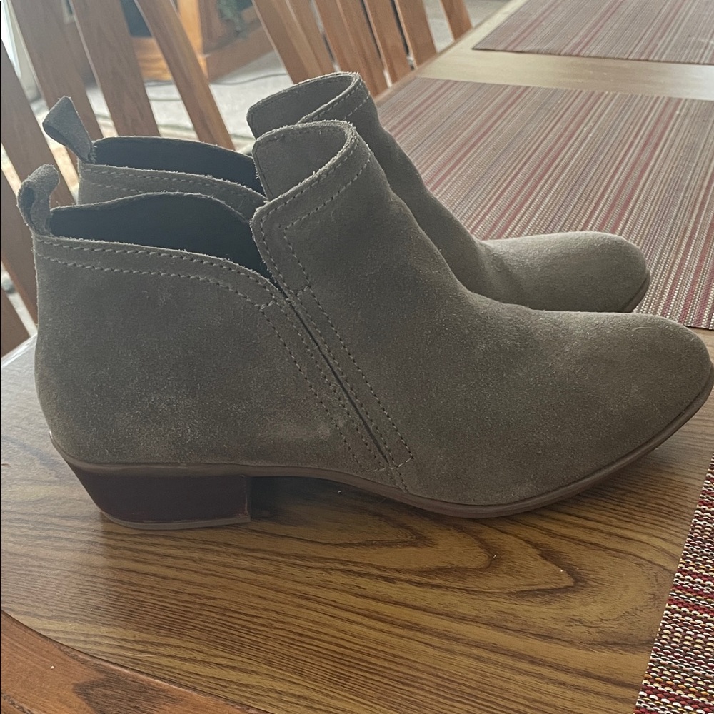 Diba Women's Suede Ankle Boots - Taupe